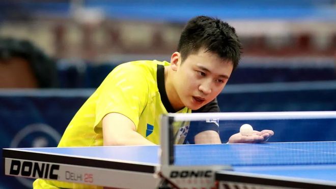 脚伤缺席训 脚伤缺席训